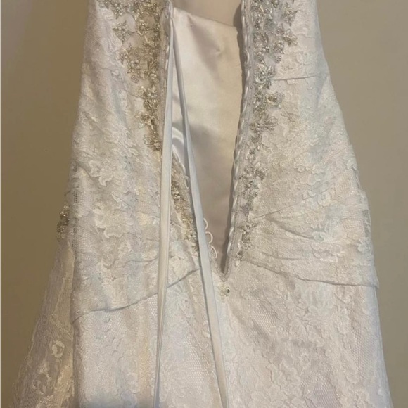 David’s bridal wedding dress - Picture 6 of 8